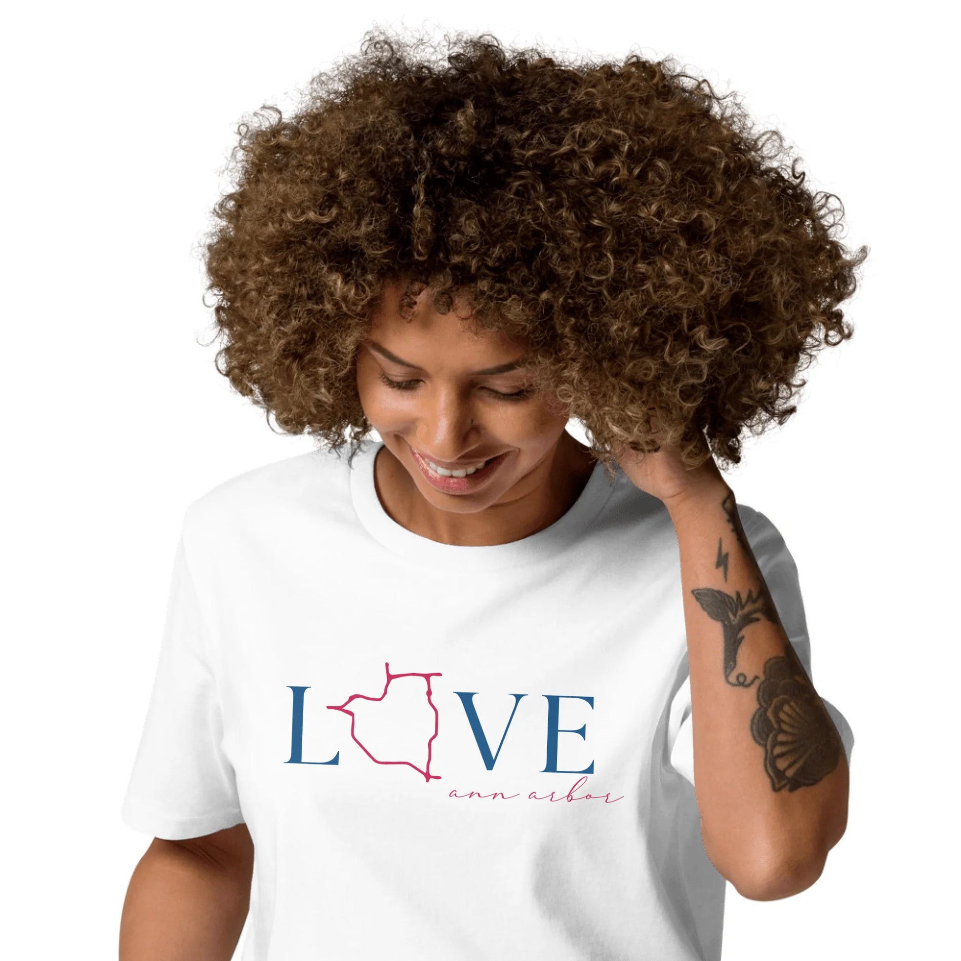 05_sttu755_onwoman3_front_base_whitebg